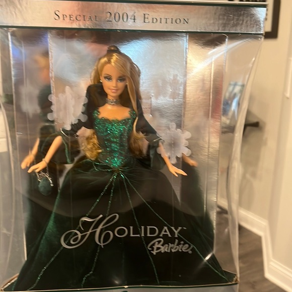 NIB! 2004 Holiday Barbie!